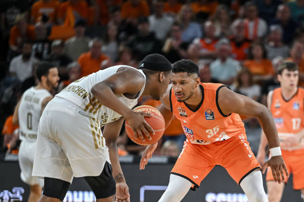 浦的吸引力 浦的吸引力