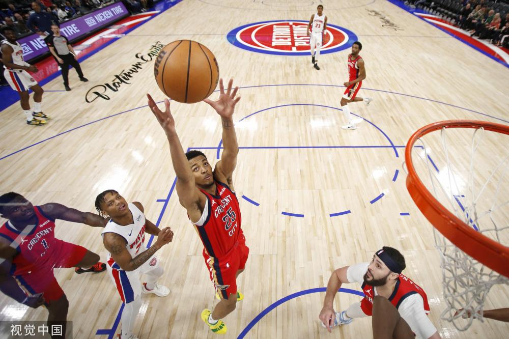 保持密切联 保持密切联