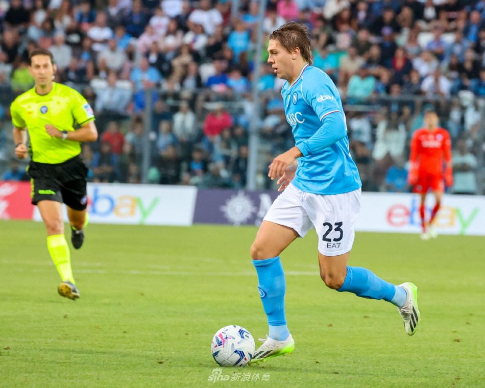 一位类似 一位类似