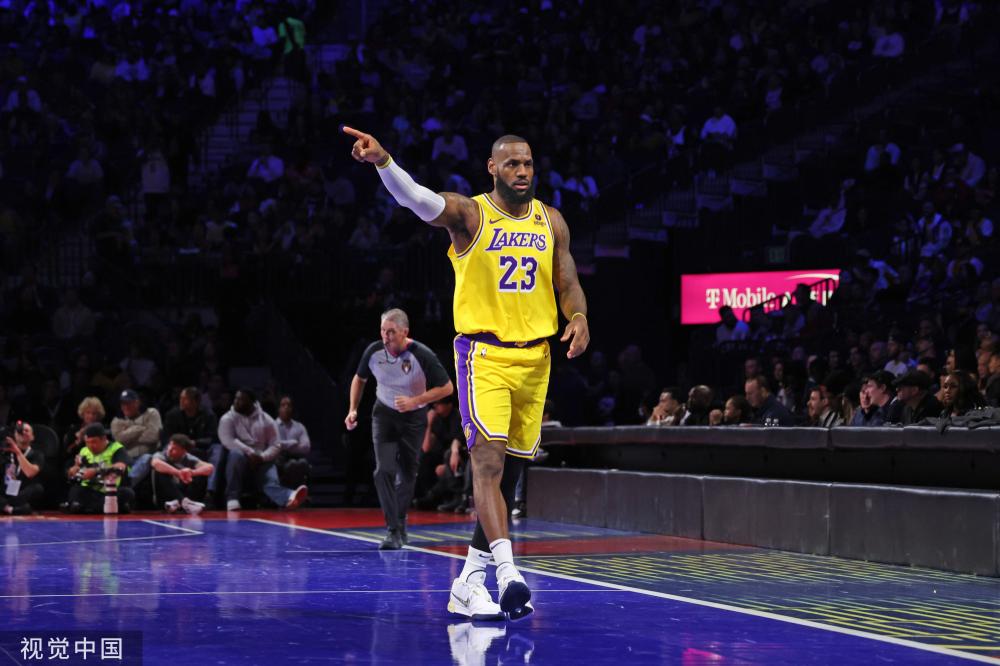 更折射出他 更折射出他